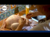 Raw turkey can carry germs that cause food poisoning, CDC warns