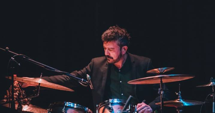 José Burdiles debuta como solista con sus dos primeros singles