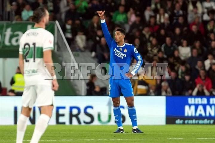 Sufre Real Madrid, pero rescata un empate en visita al Elche