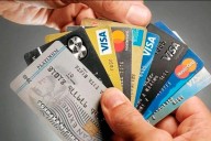 Robó las tarjetas a sus compañeros, sacó créditos y realizó compras hasta en China