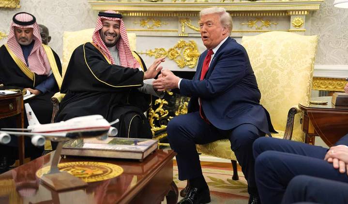 Trump Approves F-35 Sale to Saudi; US-Saudi Sign Nuclear, AI, Minerals Deals