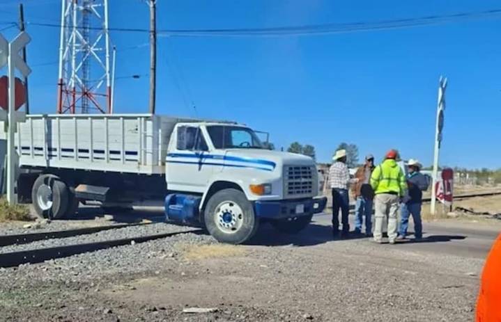 Hay ocho tramos carreteros y vías bloqueadas en el estado