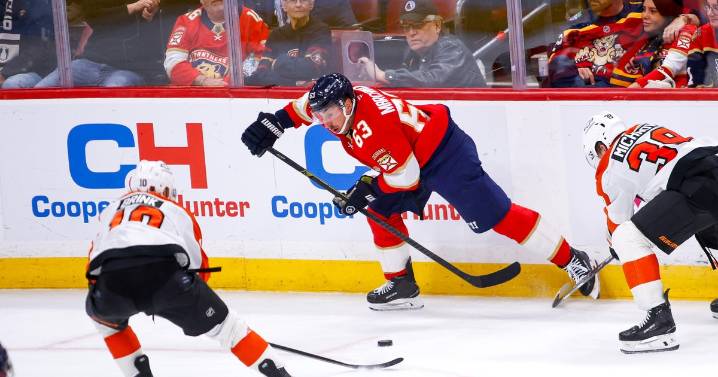 Foerster's late goal lifts Flyers past Panthers 4