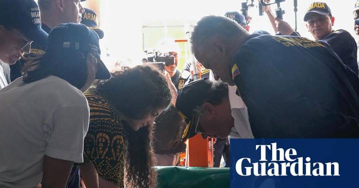 Colombian scientists recover first treasures from ‘holy grail of shipwrecks’