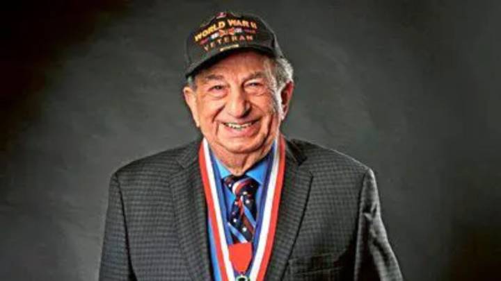 At 101, Florida WWII veteran Irving Locker has become a songwriter