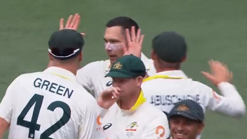 Boland rips apart England's batting