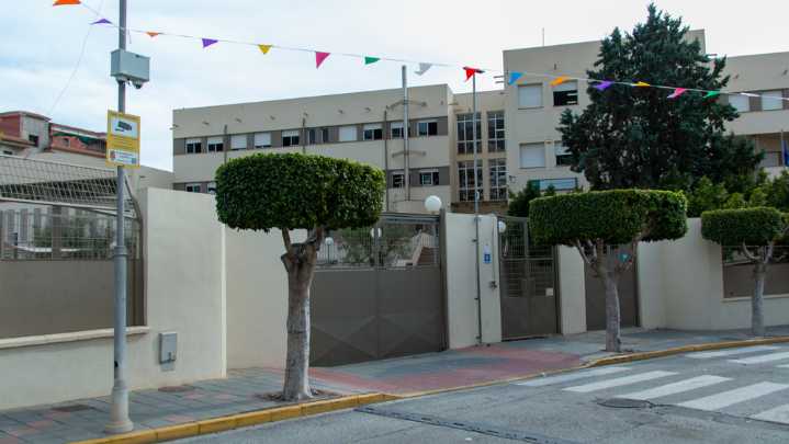 Herido un menor al ser apuñalado por otro en Granada