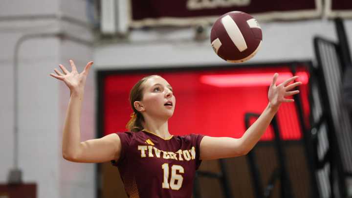Take a look: Tiverton girls volleyball beats Scituate 3