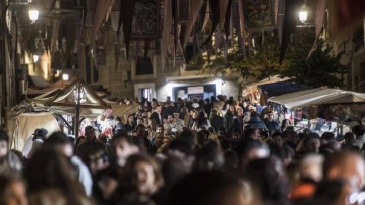 El Ayuntamiento de Cáceres descarta posponer el Mercado Medieval de las Tres Culturas; no habrá edición hasta 2026: "La decisión fue la más acertada"
