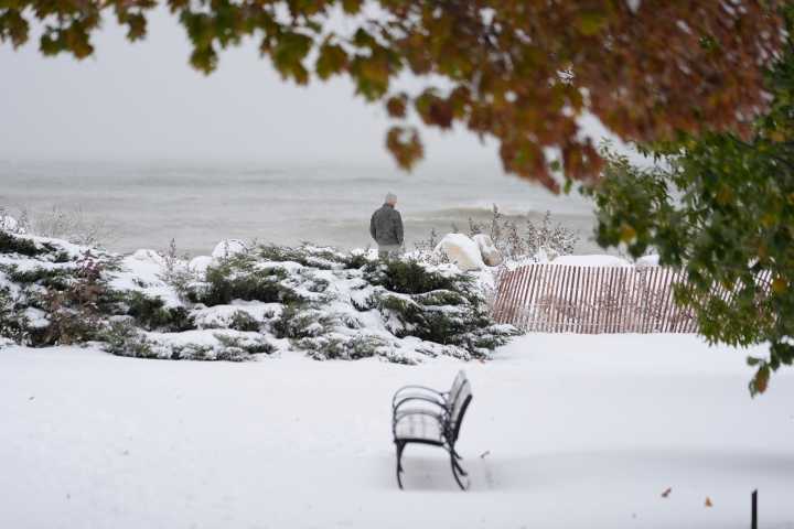 1st winter storm of season brings snow, extreme cold to millions