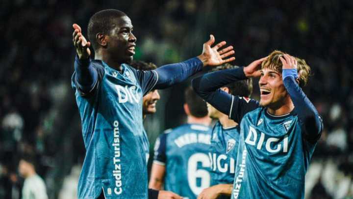 El Cádiz se reencuentra con la victoria a costa del Córdoba