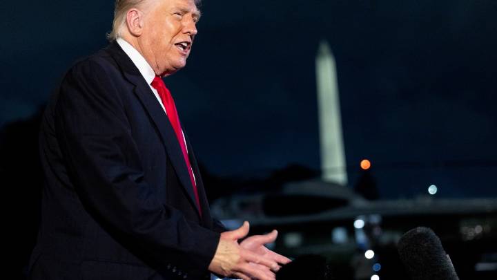 Trump propone enviar dinero a estadounidenses por gastos médicos y $2,000 en dividendos arancelarios