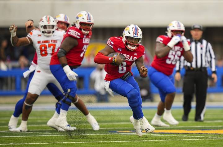 Deadspin | Kansas defeats Oklahoma State behind productive rushing attack