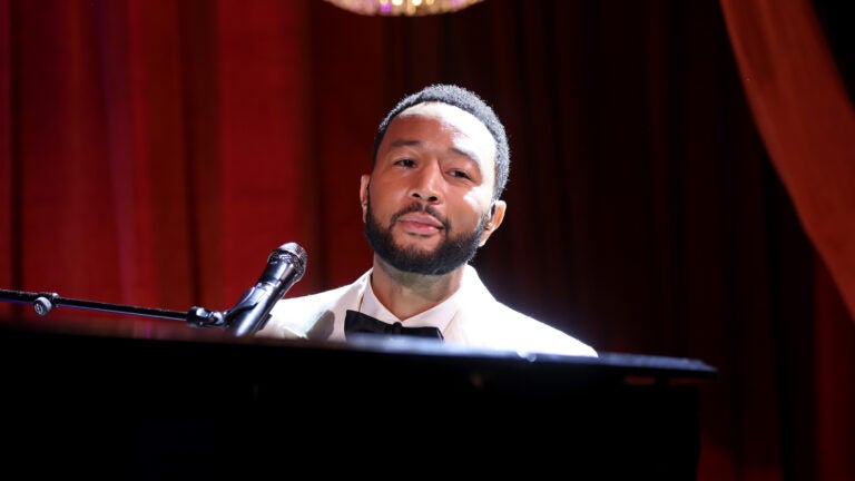 Review & setlist: John Legend at MGM Music Hall, Boston, 11/7/25