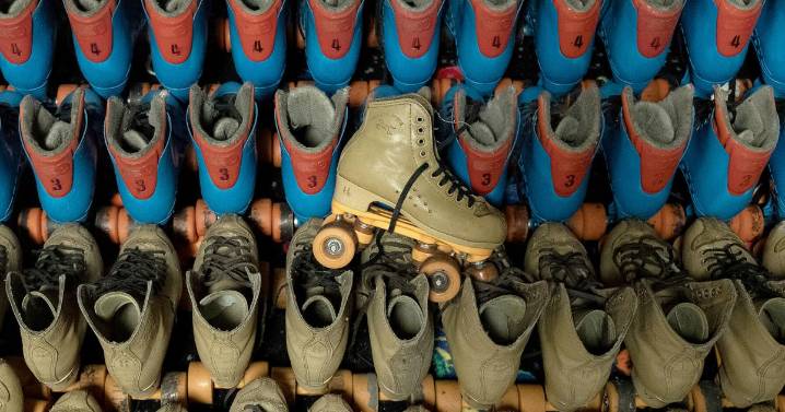 Charleston roller skating rinks close, but SC sees revival