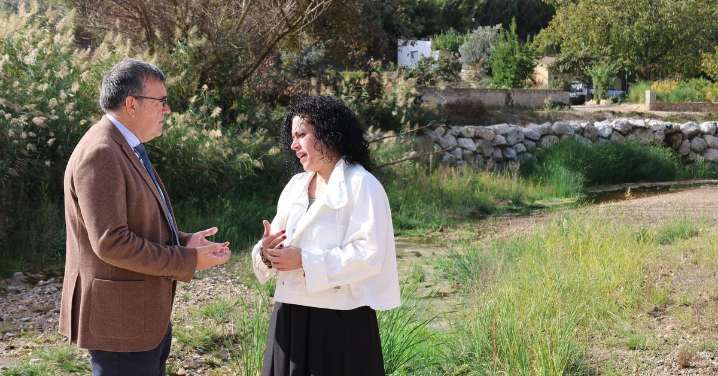 El subdelegado del Gobierno visita las obras de emergencia realizadas por la CHG en el río Cúllar tras los daños ocasionados por la dana