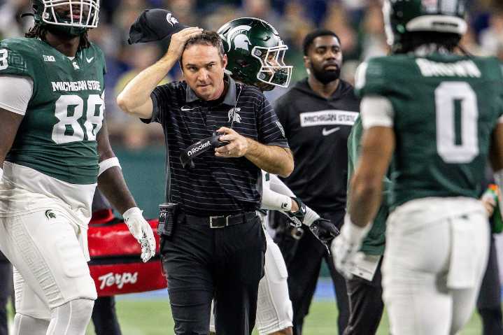 Michigan State reportedly plans to fire Jonathan Smith after just 2 seasons