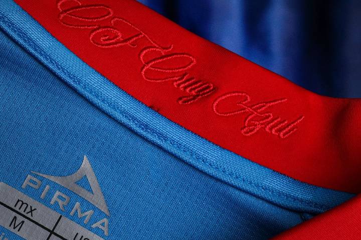 Cruz Azul presenta su jersey para la Copa Intercontinental FIFA 2025 en Qatar