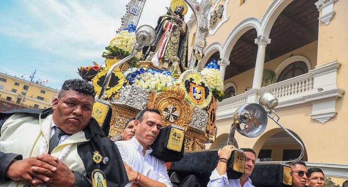 Homenaje a San Martín de Porres y ceremonia de izamiento marcan agenda de José Jerí