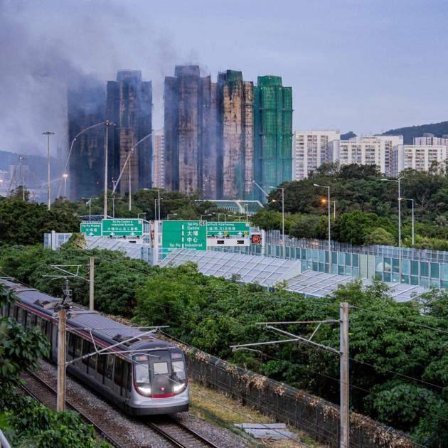 Se eleva a 128 los muertos por incendio de edificio en Hong Kong