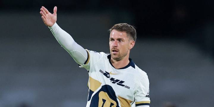 Explotan tras la salida de Aaron Ramsey de Pumas a dos jornadas del final del Apertura 2025: “De las peores contrataciones”
