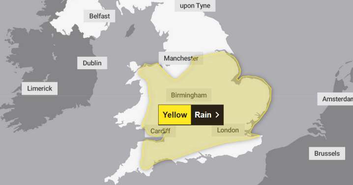 Met Office issues 24 hour rain warning for Coventry and Warwickshire