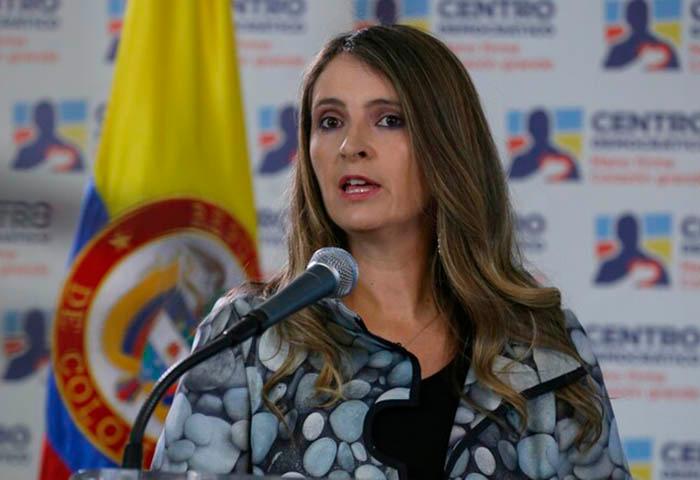 Valencia acusará a Petro de desacato por fallida rectificación de calumnia