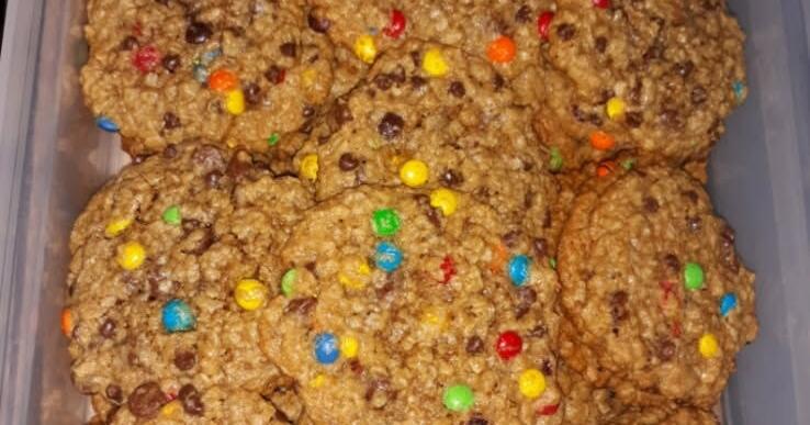 Lovina's Amish Kitchen: Lovina enjoys the lovely fall weather