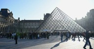 Louvre closes gallery due to structural weakness