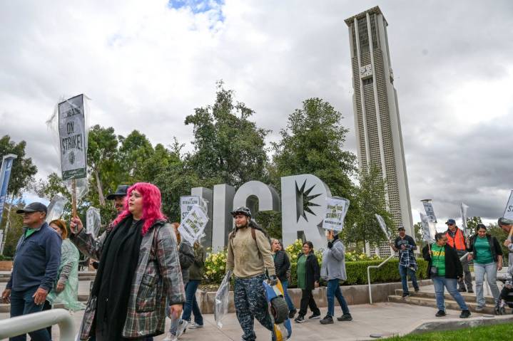 40,000 patient care, technical workers launch 2