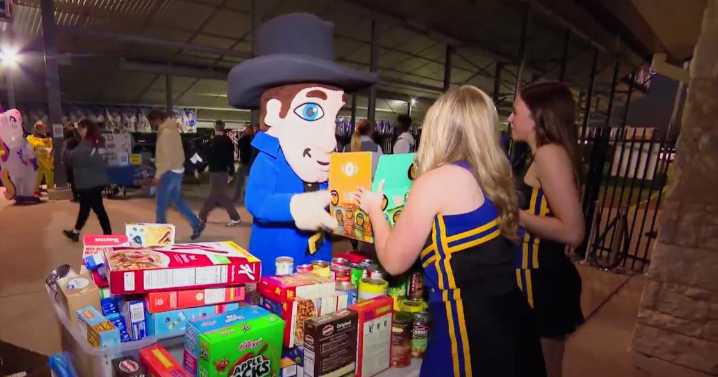 Sunnyvale students lead food drive amid SNAP uncertainty, government shutdown