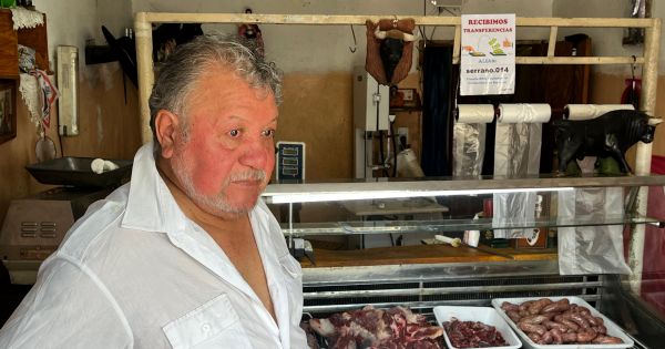 CARNICERO INTENTÓ AYUDAR Y CAYÓ EN UNA ESTAFA