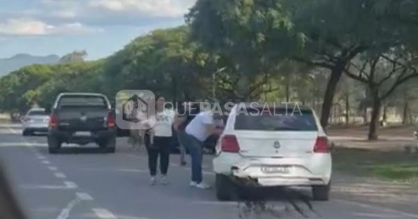 [URGENTE] Choque en cadena en La Almudena: al menos cuatro vehículos involucrados