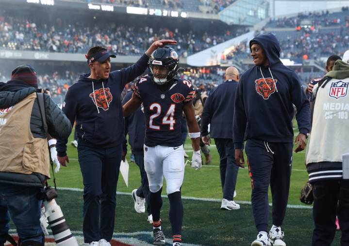 Unlikely heroes keep arising for 1st-place Chicago Bears: Brad Biggs’ 10 thoughts on the Week 12 win