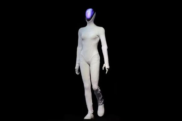 XPeng lanza IRON, el robot humanoide más realista del mundo