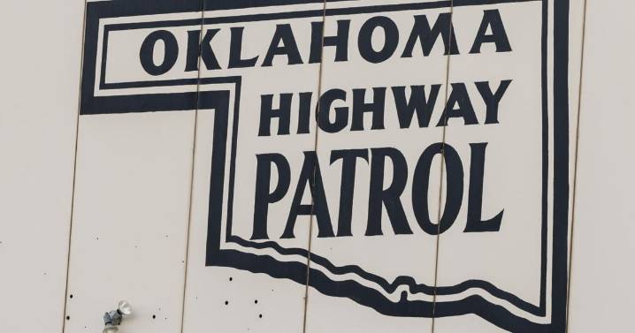 Undocumented truckers detained in eastern Oklahoma sweep