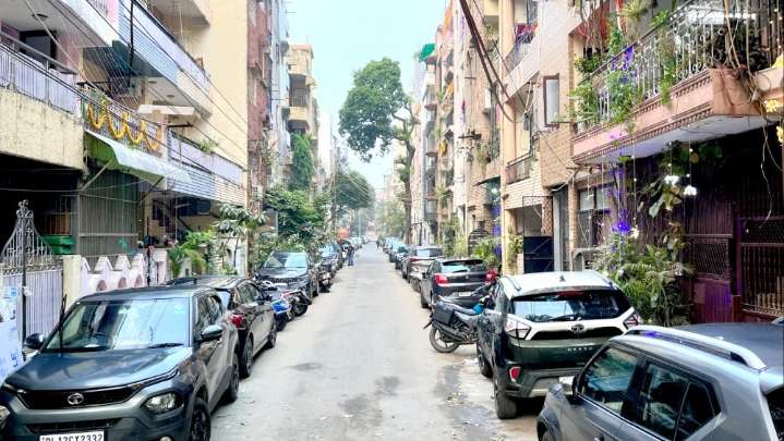 'All That Breathes' Team Backs 'Tyres Will Be Deflated'