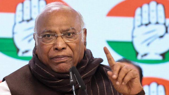‘Laughable’: Kharge responds to PM Modi’s ‘RJD stole CM nominee post at gunpoint’ remark