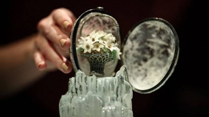 Subastan en Londres el Huevo de Invierno, la pieza de Fabergé valuada en 25 millones de dólares