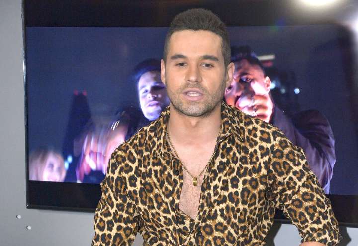 Eleazar Gómez protagoniza polémica tras insultar a César Doroteo en ‘La Granja VIP’