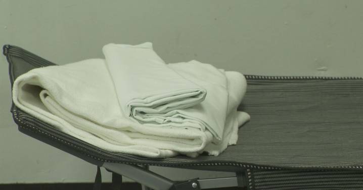 Metro's Emergency Overflow Shelter opens as freezing temperatures threaten homeless population