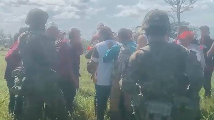 Secuestradores le habrían entregado dos soldados a un párroco en la zona rural de La Macarena