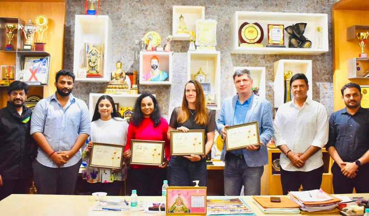 MLRIT hosts Canada’s DataMavericks team to boost global collaboration