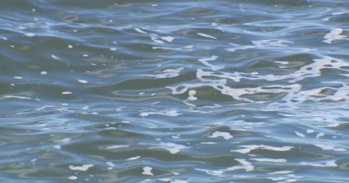 Man found unconscious in Lake Mendota dies