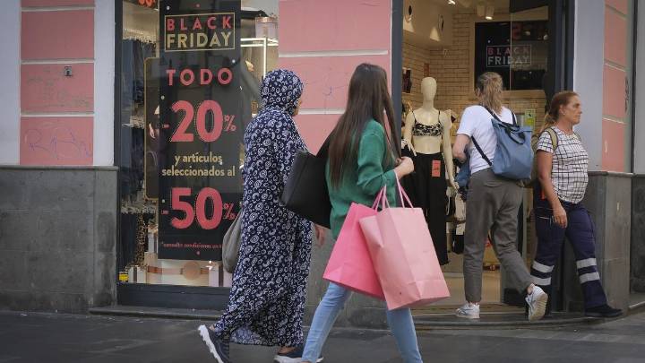 Amenaza de huelga en las tiendas de Canarias y los súper en pleno ‘Black Friday’
