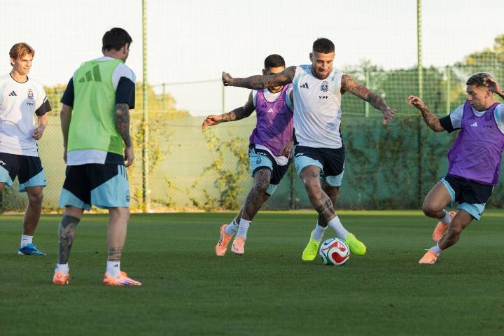 Antes, entrenamiento con público. Cambio de plan en la selección argentina para después del amistoso con Angola: todos liberados