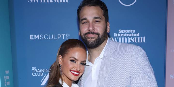 Influencer Haley Kalil Reveals the ‘Biggest Factor’ in Her Divorce Was Ex Husband Matt Kalil’s Manhood Size: ‘Two Coke Cans’ | Haley Kalil, Matt Kalil | Celebrity News and Gossip | Entertainment, Phot