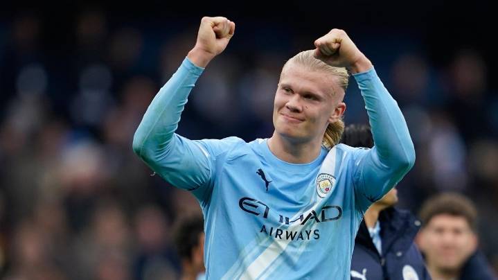 Erling Haaland dresses as the Joker for Halloween prank in Manchester