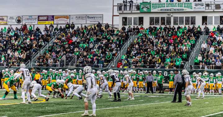 Here are the IHSA football playoff semifinal-round scores   – Shaw Local