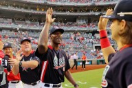 LaTroy Hawkins to serve as Twins bullpen coach, more changes expected: Sources